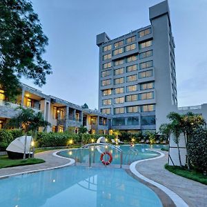 Boulevard9 Resort y Spa